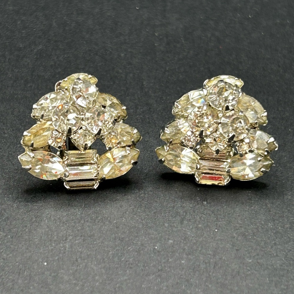 Elegant VTG Weiss Crystal Clip-On Silver Earrings